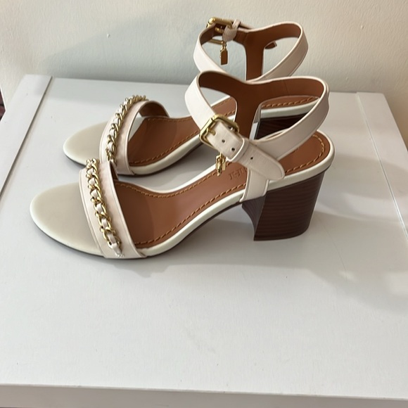NWT COACH CHAIN MED HEEL LEATHER SANDALS IN CHALK COLOR, SIZE 7.5 - Picture 2 of 12